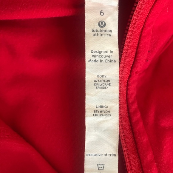 Lululemon Athletica ruched waist and sleeve jacket - Picture 3 of 4